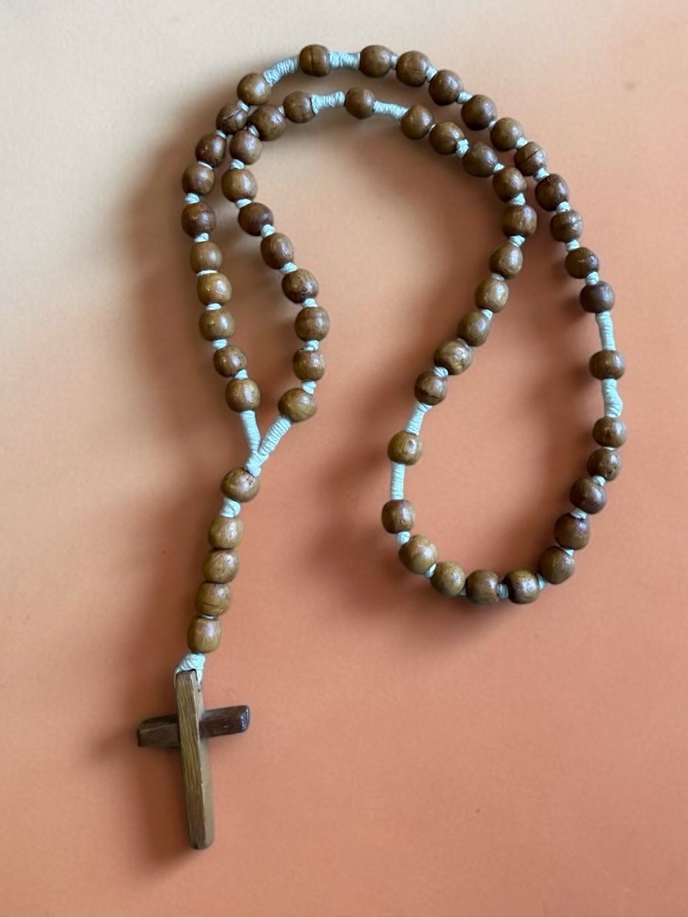 🫶🏻 Wooden Bead Rosary Necklace in Brown